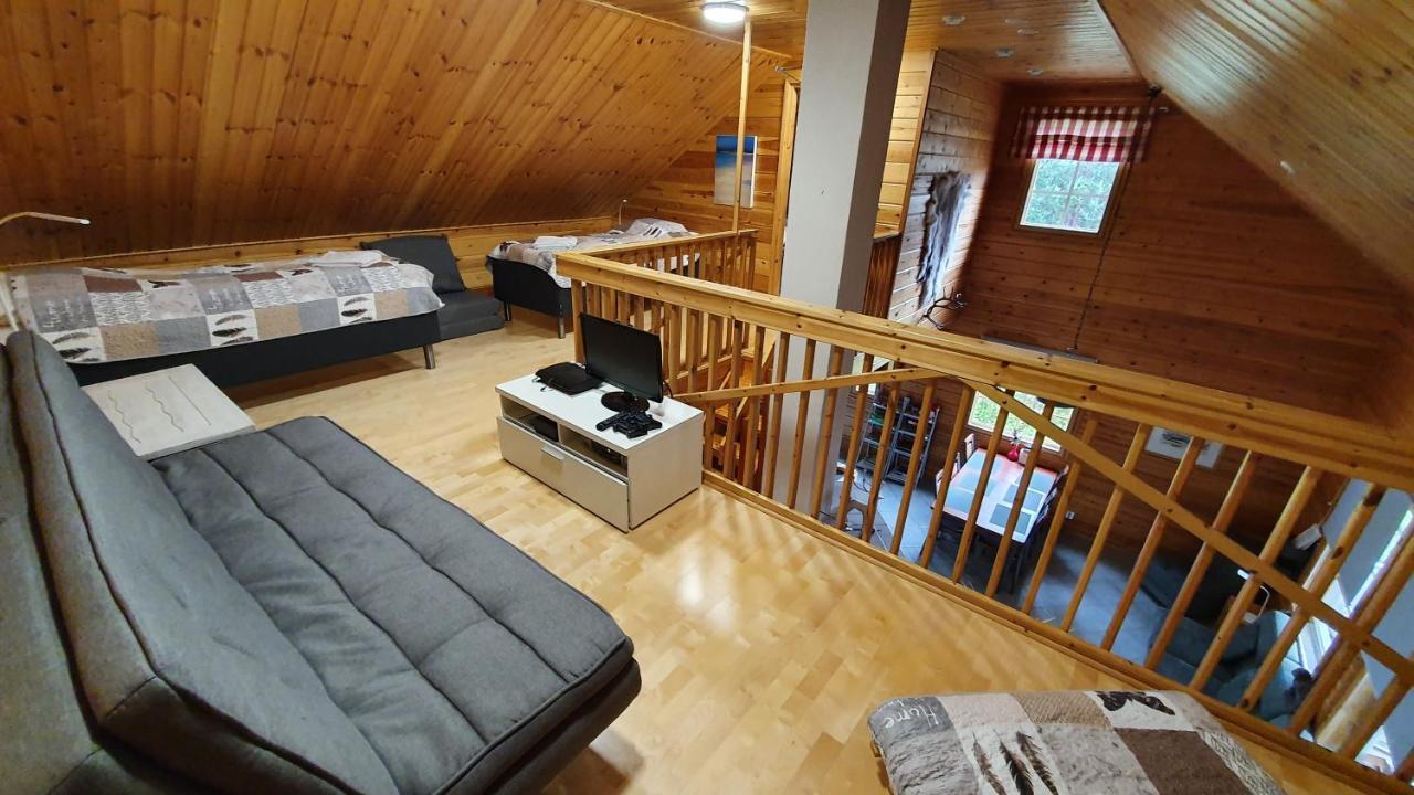 利可小木屋 罗瓦涅米 外观 照片